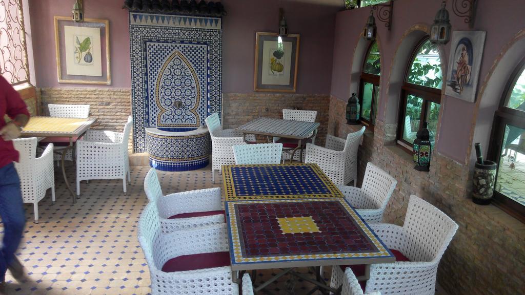 Pasta Plaza Hotel
